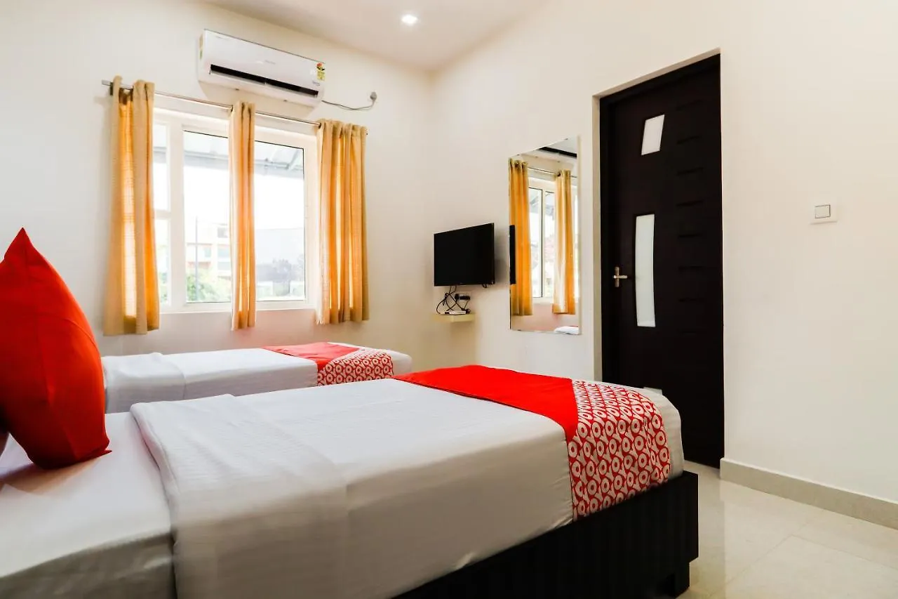 Oyo 62647 Hotel Suites 9 Kakkanad 3*, Kochi